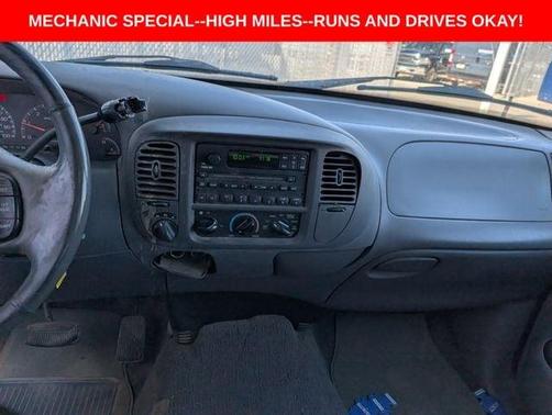 Toreador Red Clearcoat Metallic 2001 Ford F-150 XLT SuperCrew