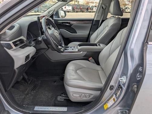 2021 Toyota Highlander Hybrid Limited