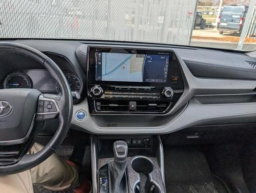 2021 Toyota Highlander Hybrid Limited