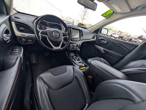 2018 Jeep Cherokee Trailhawk