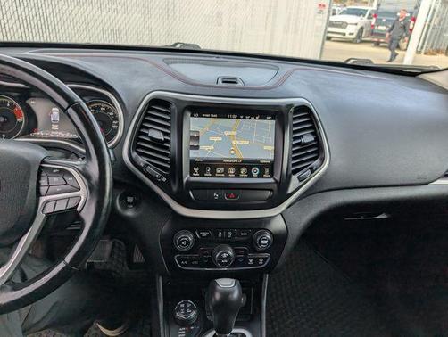 2018 Jeep Cherokee Trailhawk