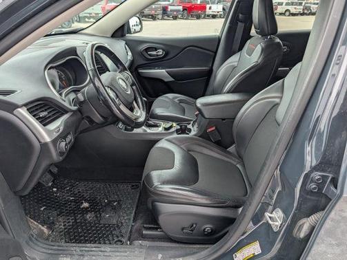 2018 Jeep Cherokee Trailhawk