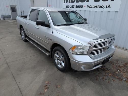 2015 RAM 1500 SLT
