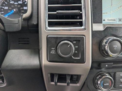 Magnetic 2017 Ford F-350 Lariat Super Duty