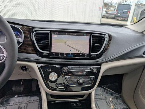 2024 Chrysler Pacifica Limited