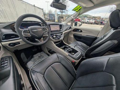 2024 Chrysler Pacifica Limited