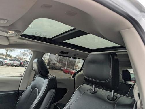 2024 Chrysler Pacifica Limited