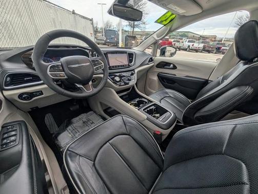 2024 Chrysler Pacifica Limited