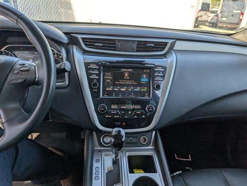 Black 2023 Nissan Murano SV