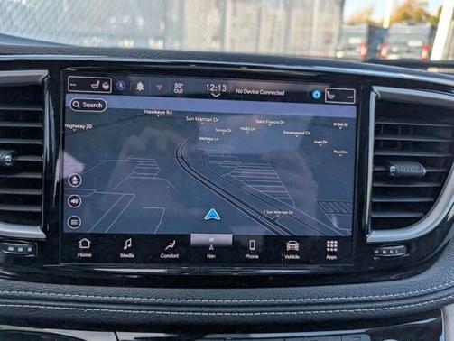 2024 Chrysler Pacifica Touring-L