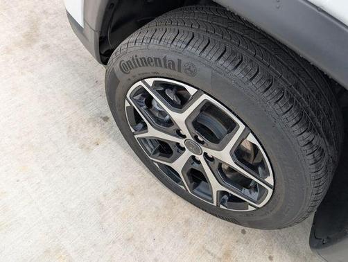 Bright White Clearcoat 2025 Jeep Compass Limited