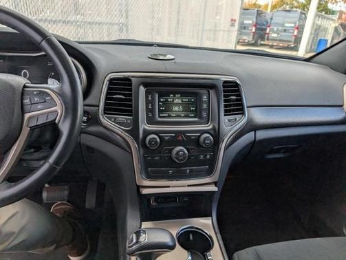 2015 Jeep Grand Cherokee Laredo