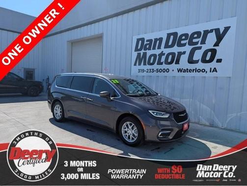 2023 Chrysler Pacifica Touring-L
