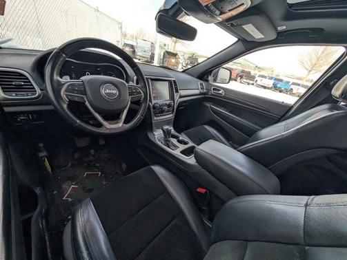 2017 Jeep Grand Cherokee Altitude