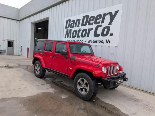 Firecracker Red Clearcoat 2017 Jeep Wrangler Unlimited Sahara