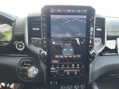 Hydro Blue Pearlcoat 2026 RAM 1500 Laramie