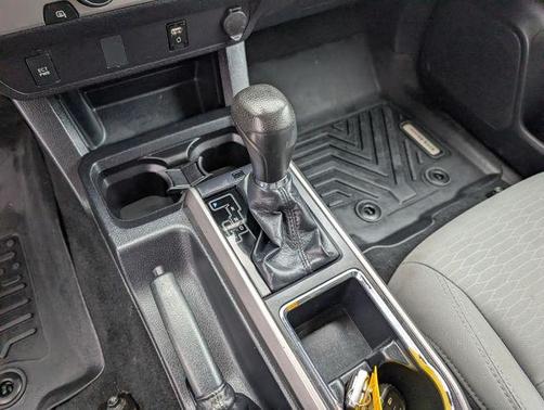 Silver Sky Metallic 2019 Toyota Tacoma SR5