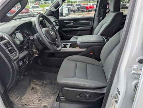 Bright White Clearcoat 2024 RAM 1500 Big Horn/Lone Star