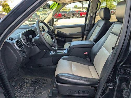 Black Clearcoat 2007 Ford Explorer Sport Trac Limited