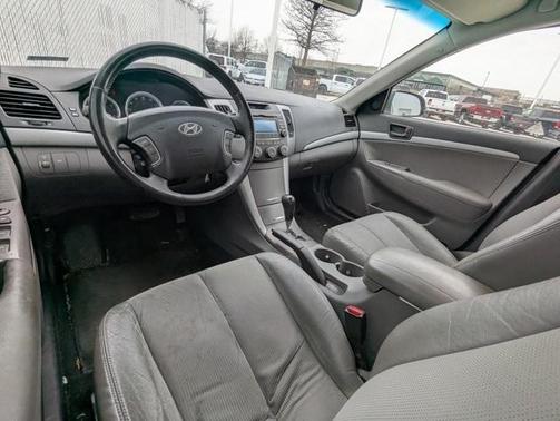 2009 Hyundai SONATA SE