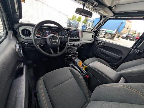 Black Clearcoat 2024 Jeep Gladiator Nighthawk