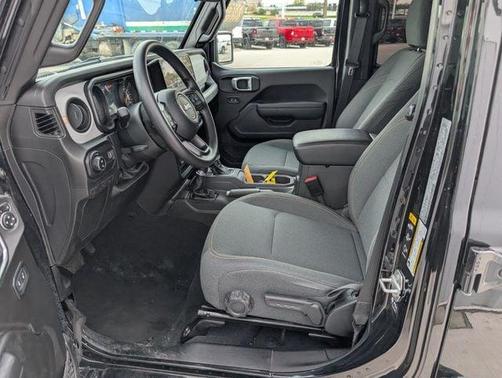 Black Clearcoat 2024 Jeep Gladiator Nighthawk
