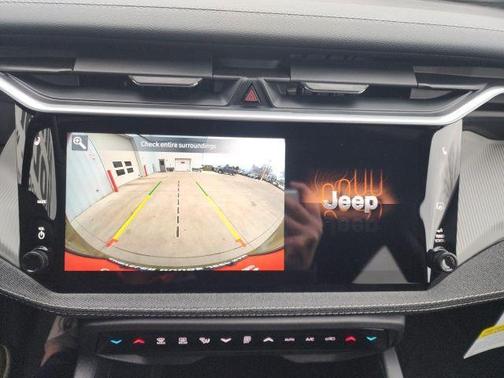 41 2026 Jeep Cherokee LAREDO/LIMITED