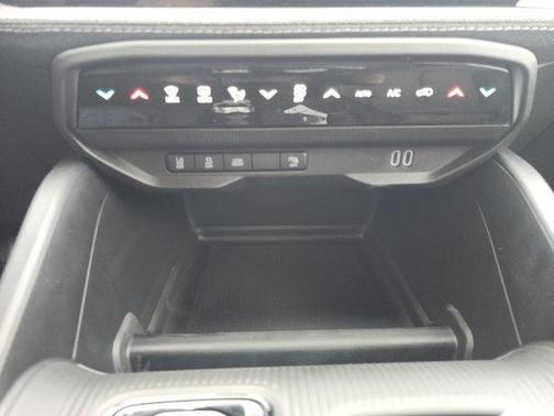 41 2026 Jeep Cherokee LAREDO/LIMITED