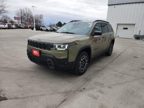41 2026 Jeep Cherokee LAREDO/LIMITED