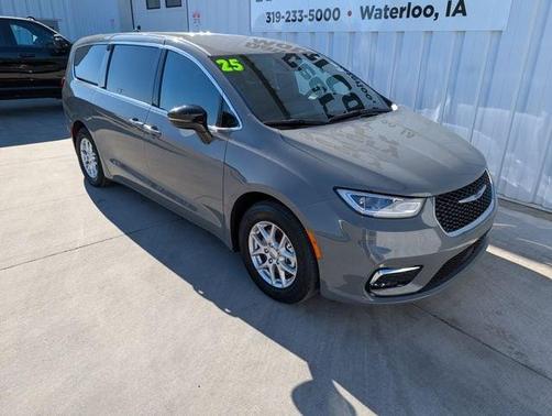 Ceramic Gray Clearcoat 2025 Chrysler Pacifica Select
