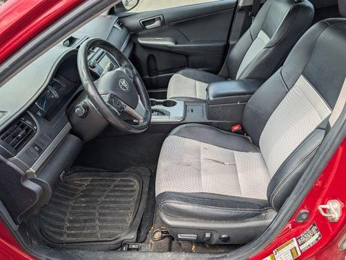Barcelona Red Metallic 2014 Toyota Camry SE