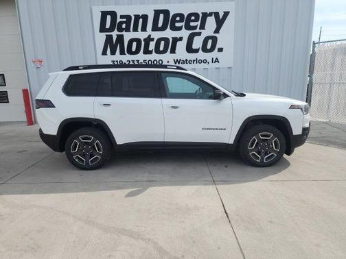 Bright White Clearcoat 2026 Jeep Cherokee LAREDO/LIMITED