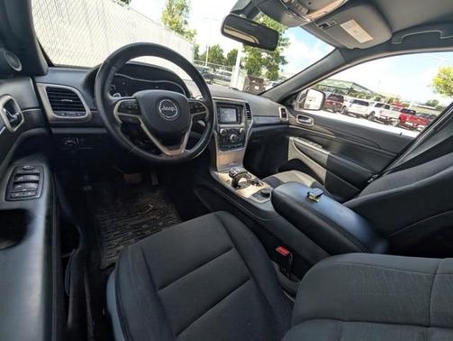 2015 Jeep Grand Cherokee Laredo
