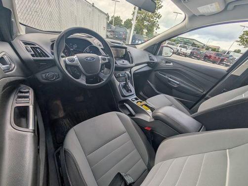 Sunset 2014 Ford Escape SE