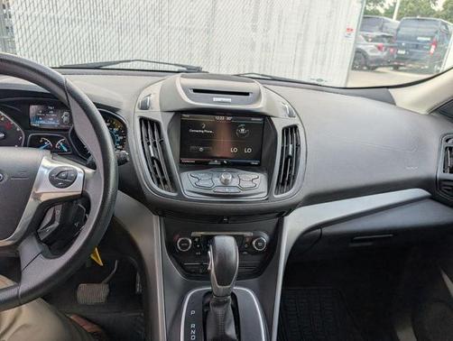 Sunset 2014 Ford Escape SE