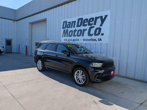 DB Black Crystal Clearcoat 2025 Dodge Durango GT