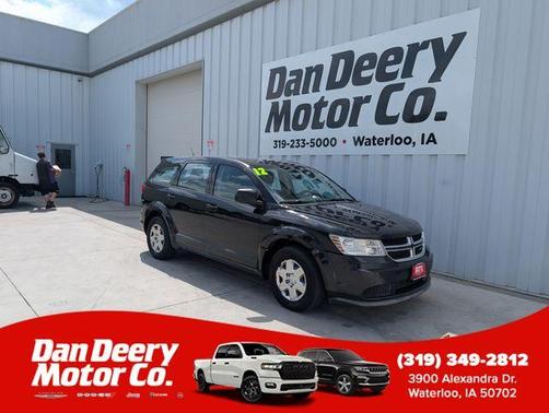 Brilliant Black Crystal Pearlcoat 2012 Dodge Journey SE/AVP