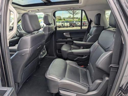 Black Metallic 2025 Ford Expedition Max Platinum