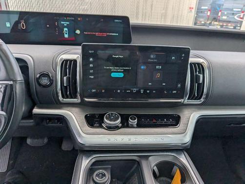 Black Metallic 2025 Ford Expedition Max Platinum