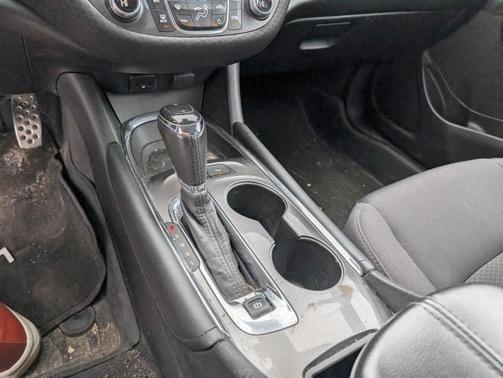 2017 Chevrolet Malibu Hybrid Hybrid