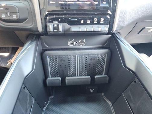 Bright White Clearcoat 2026 RAM 2500 Laramie
