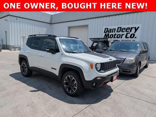 2023 Jeep Renegade Trailhawk