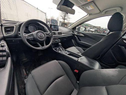 2018 Mazda Mazda3 Sport