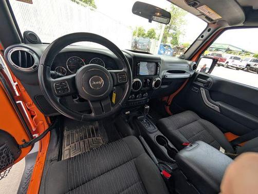 Crush Clearcoat 2012 Jeep Wrangler Unlimited Sahara
