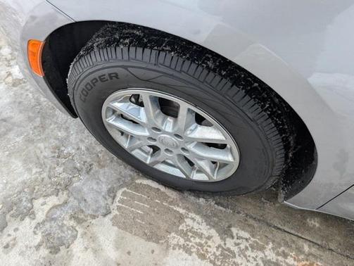 2020 Chrysler Voyager LXI