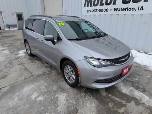 2020 Chrysler Voyager LXI