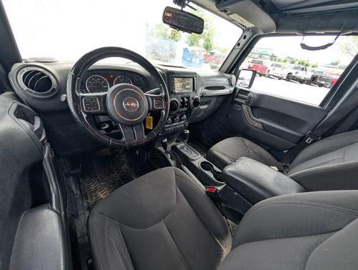 Rhino Clearcoat 2016 Jeep Wrangler Unlimited Sport