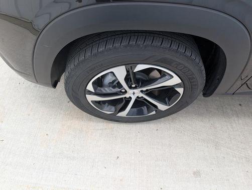 Mosaic Black Metallic 2024 Chevrolet Trax 1RS