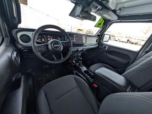 2025 Jeep Wrangler 4xe Sport