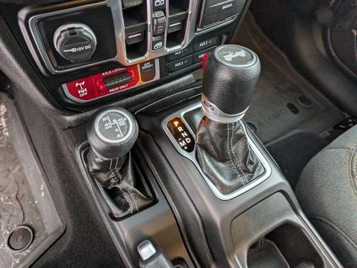 2025 Jeep Wrangler 4xe Sport